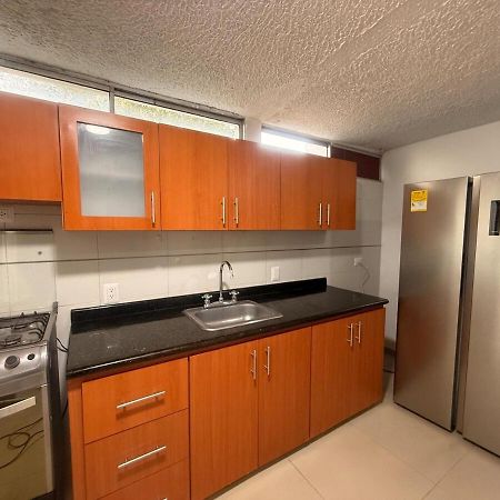 Hermosa Habitacion A Una Cuadra Del Ventura Plaza 3 Cúcuta المظهر الخارجي الصورة