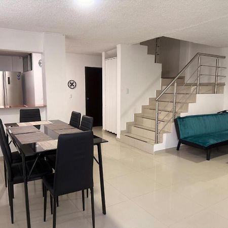 Hermosa Habitacion A Una Cuadra Del Ventura Plaza 3 Cúcuta المظهر الخارجي الصورة
