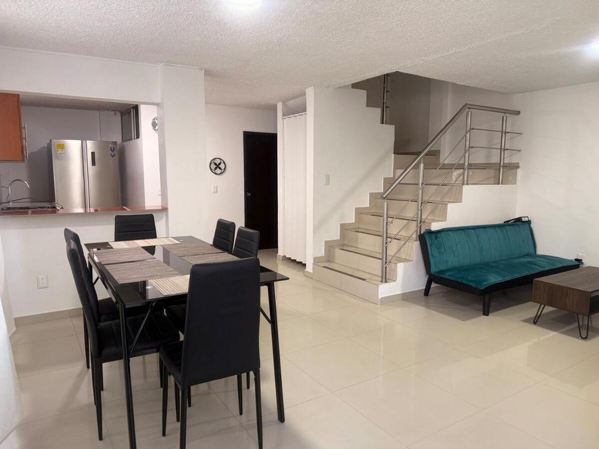 Hermosa Habitacion A Una Cuadra Del Ventura Plaza 3 Cúcuta المظهر الخارجي الصورة