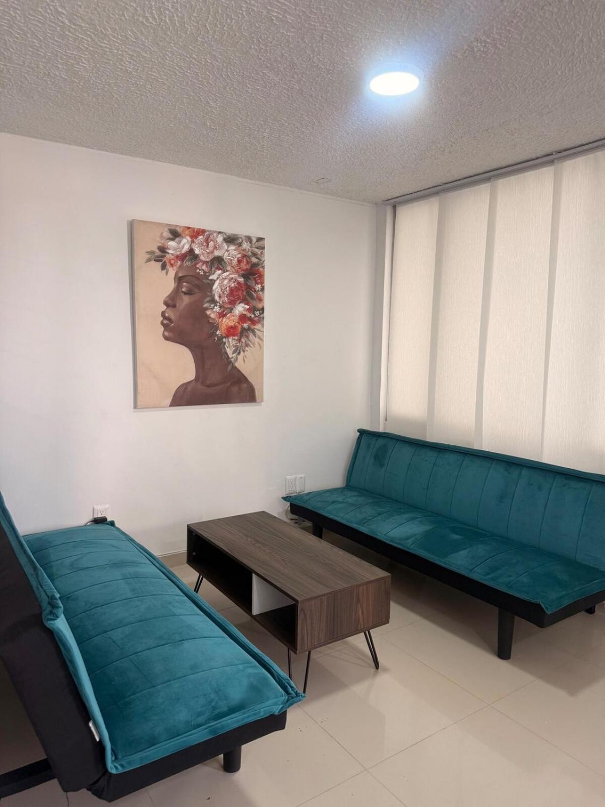 Hermosa Habitacion A Una Cuadra Del Ventura Plaza 3 Cúcuta المظهر الخارجي الصورة